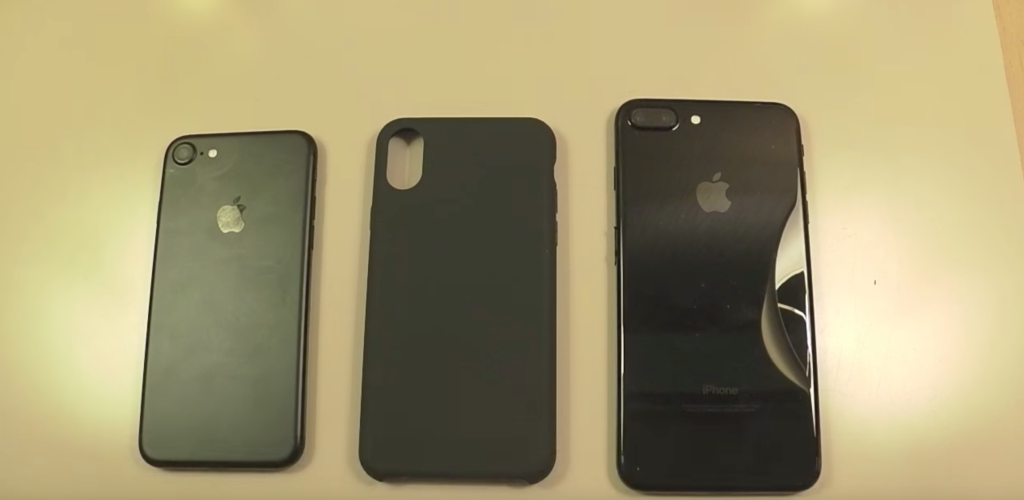 流出したiphone 8のケースリークとiphone 7とiphone 7 Plusを比較 Around Mobile World