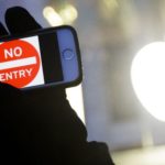 EUは、FBIがiPhonesのために作成したがっていたバックドアアクセスを禁止？