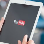 YouTubeで、表示されている名前を簡単に変更する方法