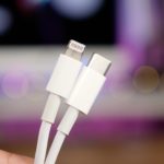 新しいiPhoneは、USB-Cの高速充電かのうな充電ケーブルとアダプタを提供？